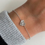 Striped Heart Center Diamond Bracelet