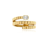 Golden Swirl Striped Diamond Ring